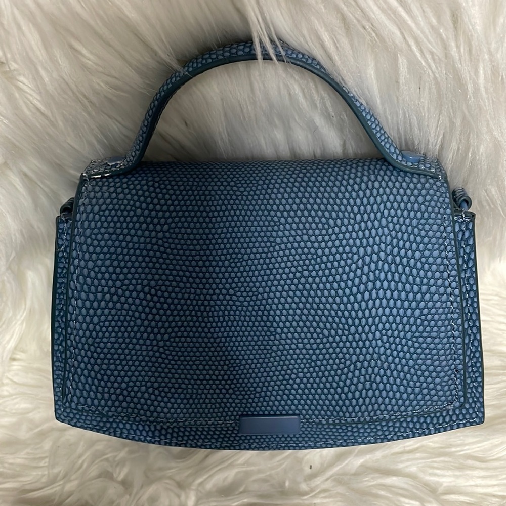 Zara blue purse never worn